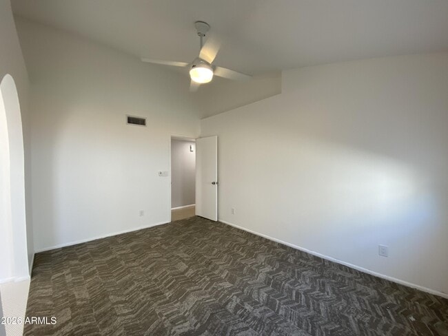 Building Photo - 1055 N Recker Rd