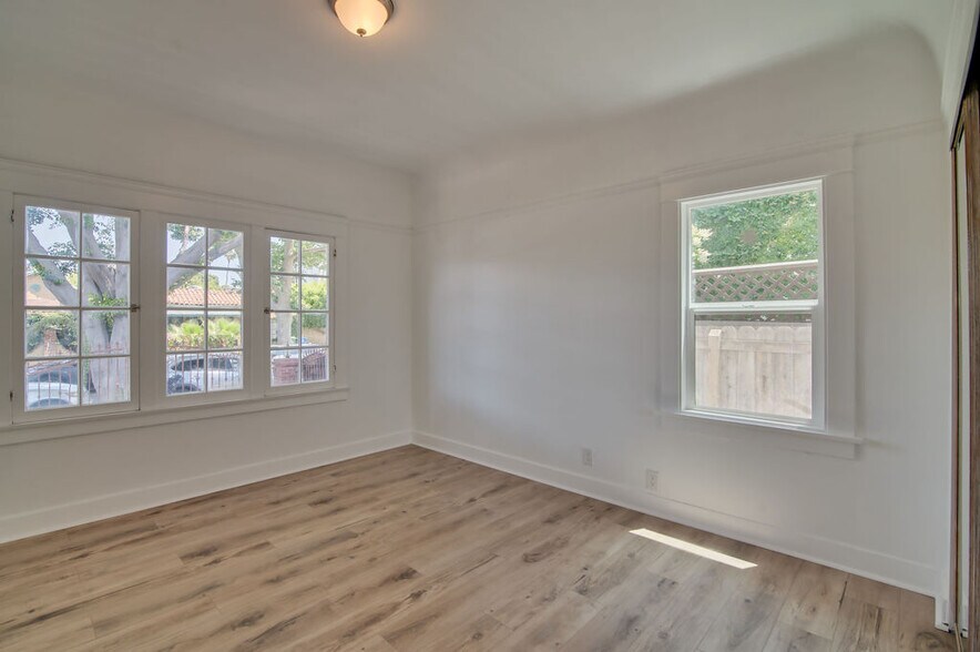 Building Photo - 641 N Martel Ave