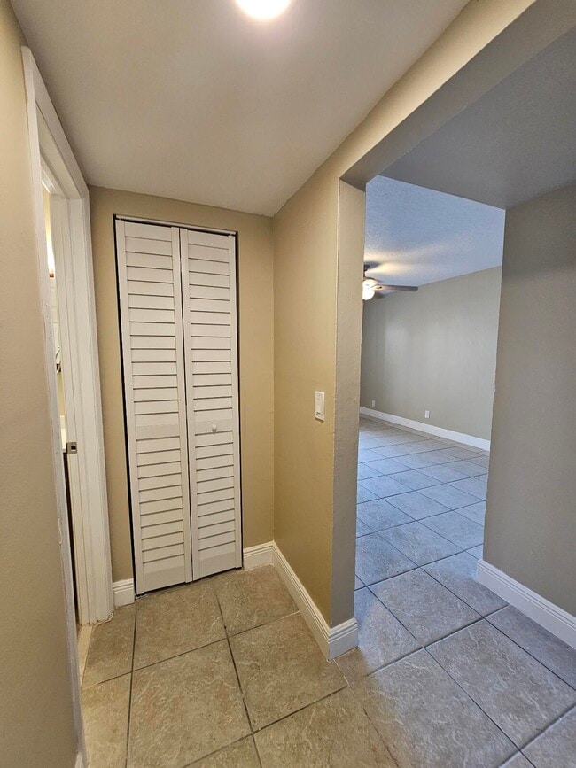 Building Photo - 1200 Blue Heron Blvd