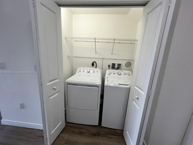 Building Photo - 15650 SW 136th St