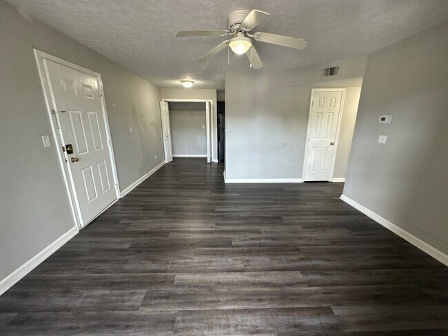 Building Photo - 4103 Blue Lick Ct