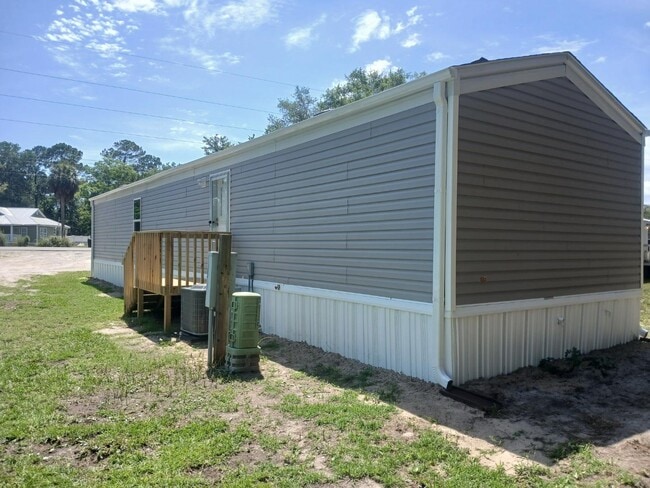 Building Photo - 1860 Holden Beach Rd SW