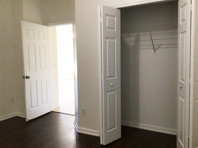 Building Photo - 4316 Heliotrope Loop