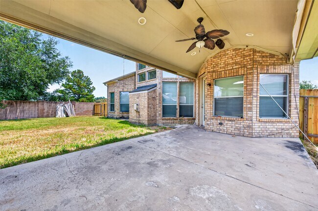 Building Photo - 9735 Lansing Meadows Dr