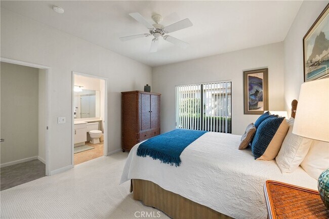 Building Photo - 54829 Oak-Hill