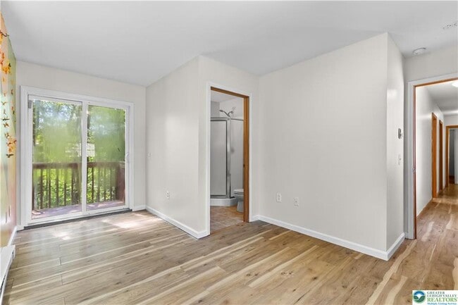 Building Photo - 1229 Fern Dr