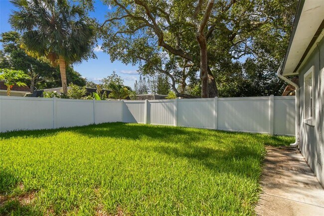 Building Photo - 12257 Eldon Dr