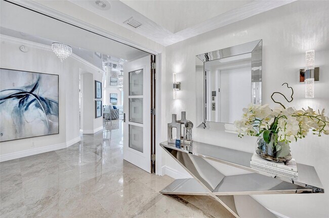 Building Photo - 3200 N Ocean Blvd