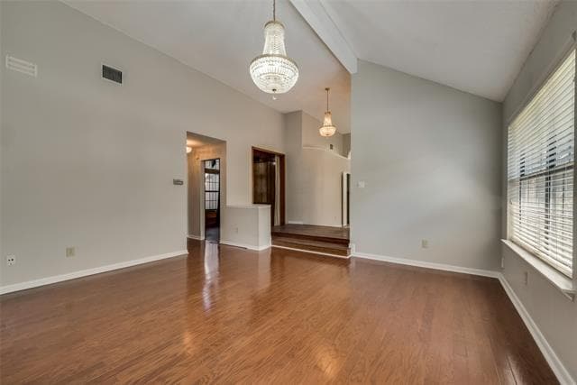 Building Photo - 504 Las Cruces Dr
