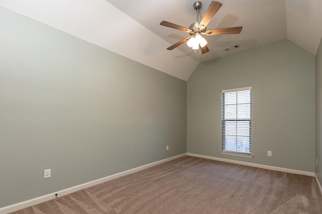 Building Photo - 12387 Bevan Dr