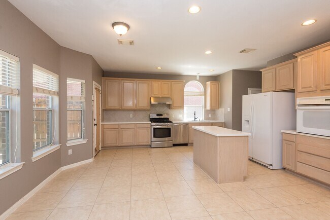 Building Photo - 3023 Hidden Mist Ct