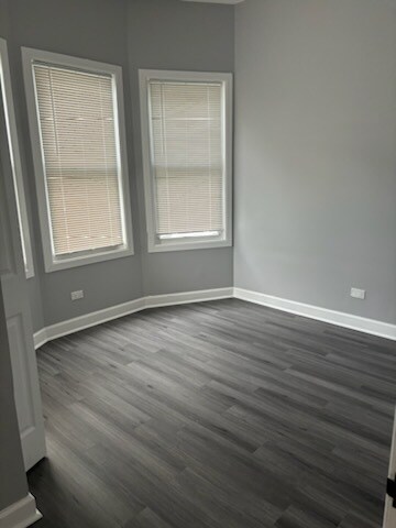 Building Photo - 8020 S Coles Ave