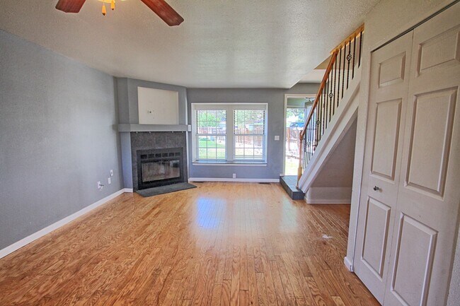 Building Photo - 17375 E Rice Cir