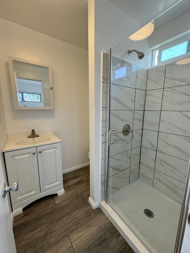 Building Photo - Charming Spanish-Style Home with a lot of ...