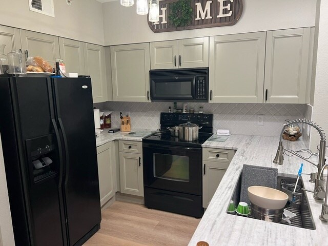 Building Photo - 20310 Estero Gardens Cir