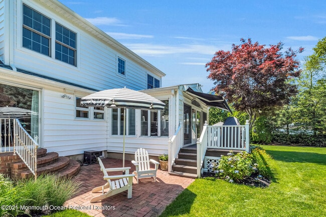 Building Photo - 200 Lorraine Ave