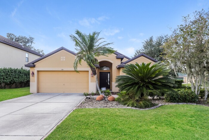 Primary Photo - 300 Oaklanding Dr