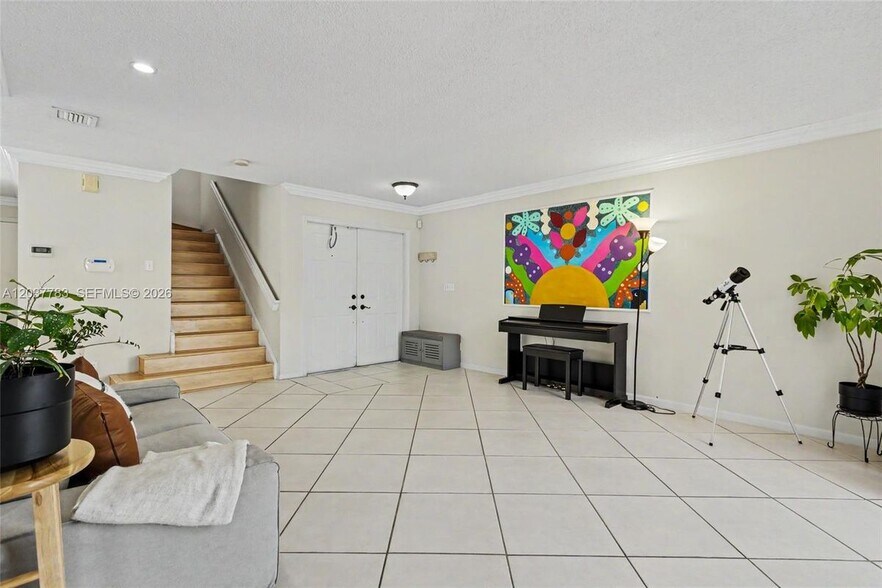 Building Photo - 17367 SW 20th Ct