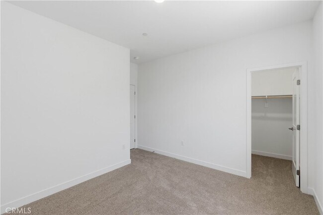 Building Photo - 11647 Saddleback Dr