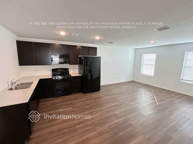 Building Photo - 3050 Wallace Wls Ct