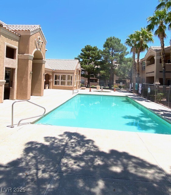 Building Photo - 8101 W Flamingo Rd