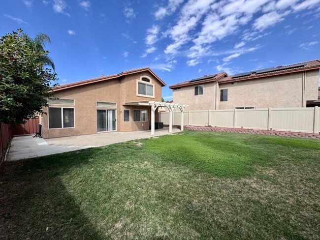 Building Photo - Beautiful 4 Bedroom Home in Paloma Del Sol...