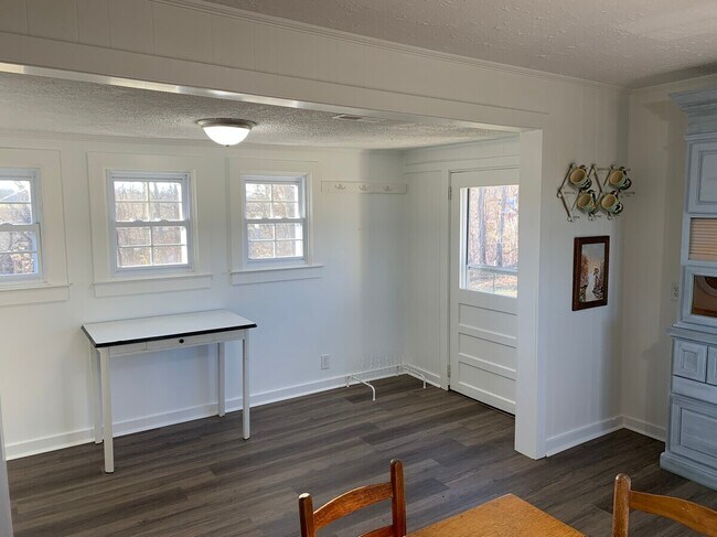 Building Photo - 4250 Louis Draughon Rd