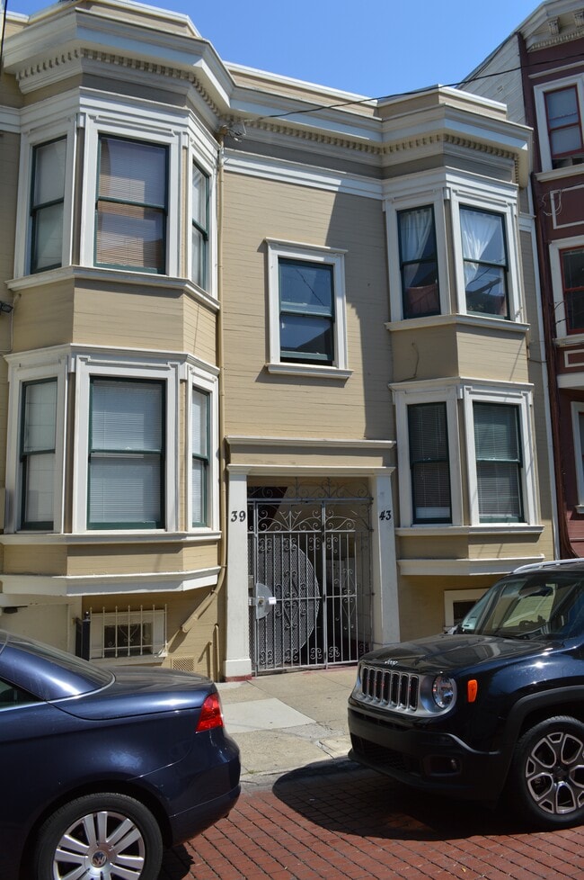 Building Photo - 39A Pearl Street-