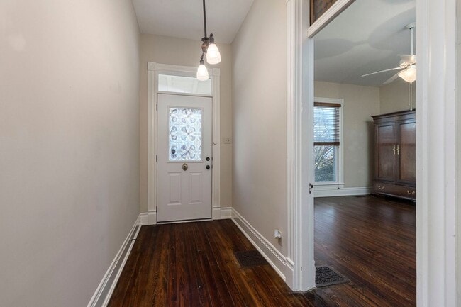 Building Photo - 1619 Ellwood Ave