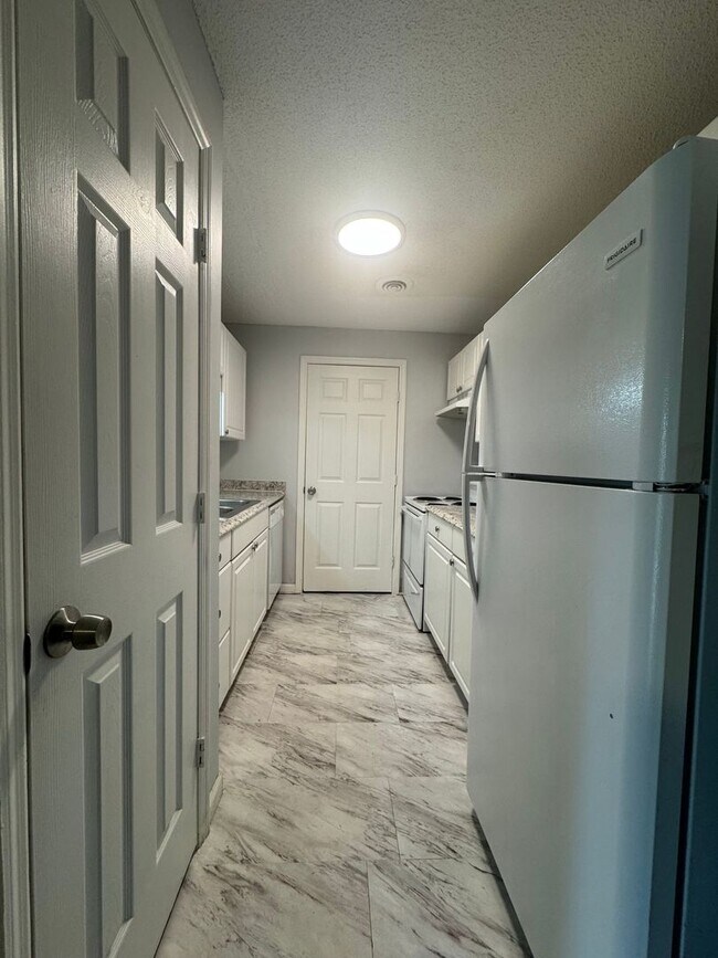 Interior Photo - Creekside Apartments