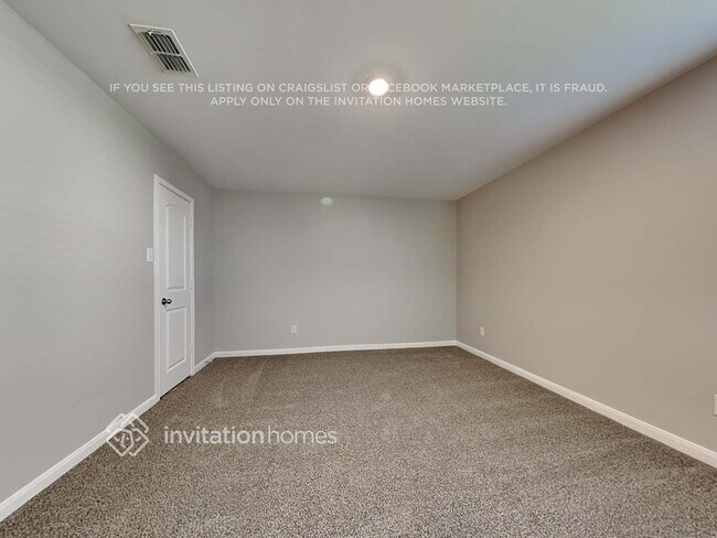 Building Photo - 3127 Angus Dr