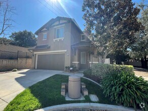 Building Photo - Newbury Park 4+2.5 on cul-de-sac w/upgrades!