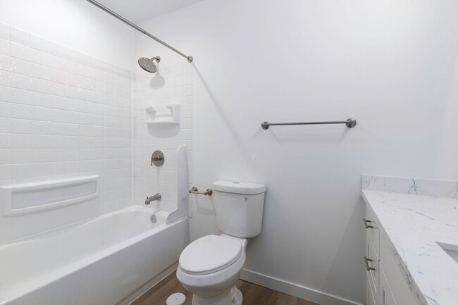 Interior Photo - Buena Vista