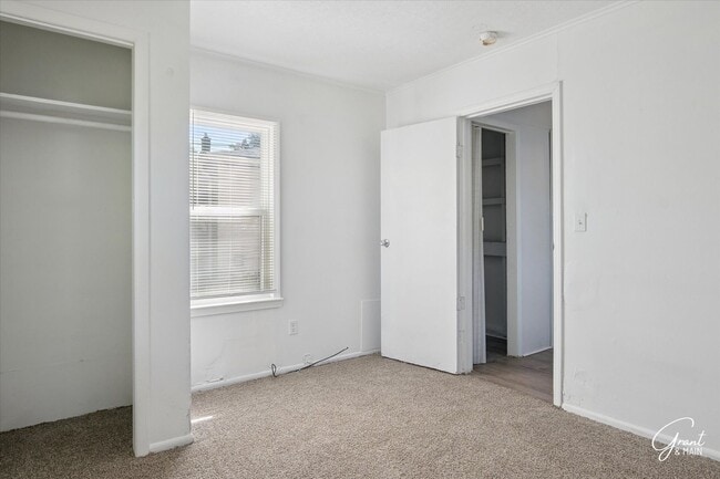 Building Photo - 3 Bedroom Ranch in Eastpointe! - $1,300