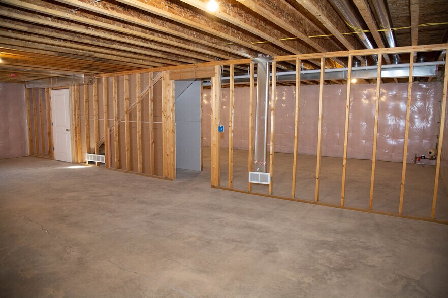 Building Photo - 2163 Black Foot Ln