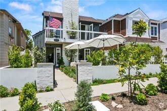 Building Photo - 711 Heliotrope Ave