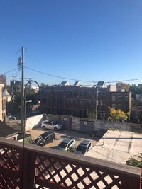 Building Photo - 3 Bedroom House in Fells Point with a roof...
