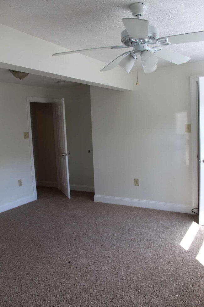Building Photo - 1505 Sedgwick St