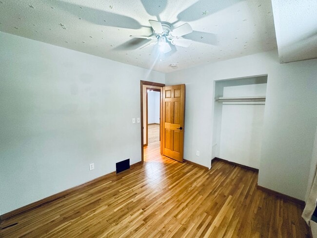 Building Photo - Gorgeous Single Family Home w/ Sundeck and Large Yard!