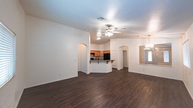 Building Photo - Beautiful Single Story Home with New Floor...