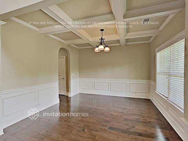 Building Photo - 5055 Carriage Bridge Ln