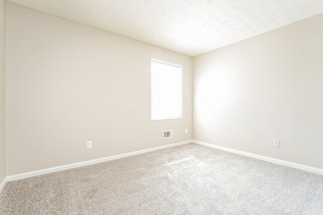 Building Photo - 2627 Country Trace SE