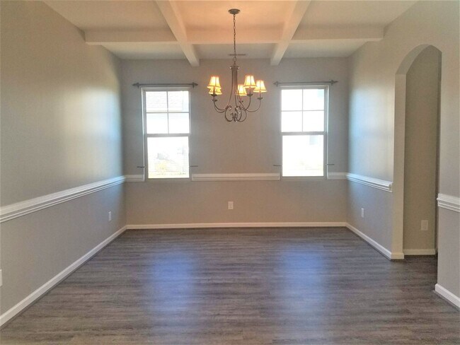 Building Photo - Large 4 Bedroom Home in Towne Pointe! Showings Coming Soon!!!