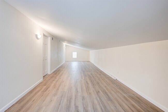 Building Photo - 630 Martin Luther King Rd