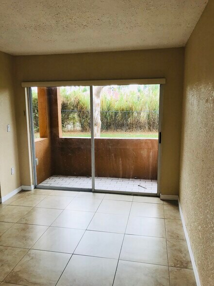 Building Photo - 6225 SW 131st Ct