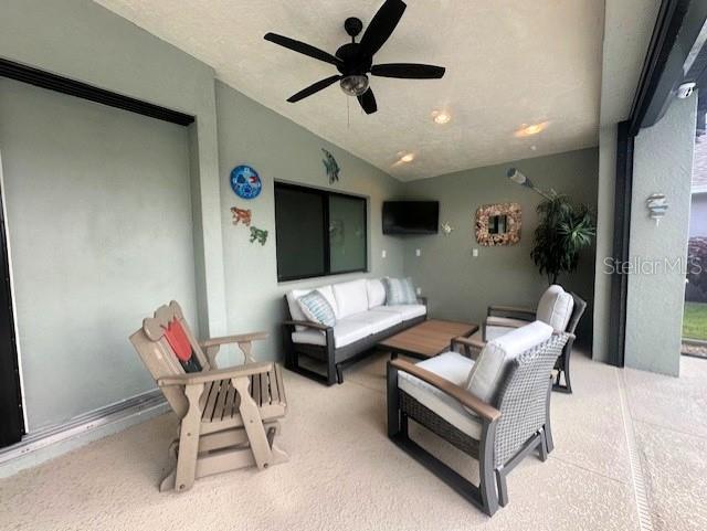 Building Photo - 21 Medalist Ln