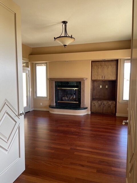 Building Photo - 5840 Rocky Canyon Rd