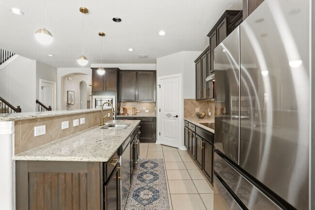 Building Photo - 8822 Kallison Arbor