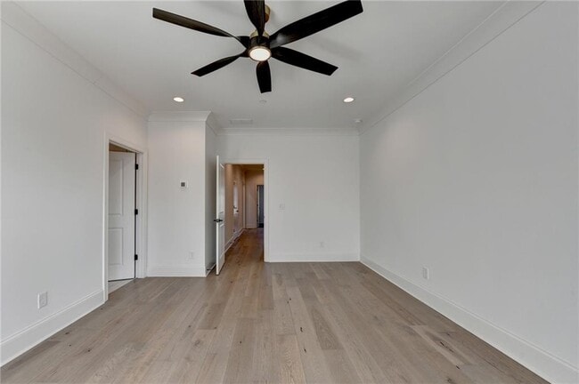 Building Photo - 435 Mayfair Ct