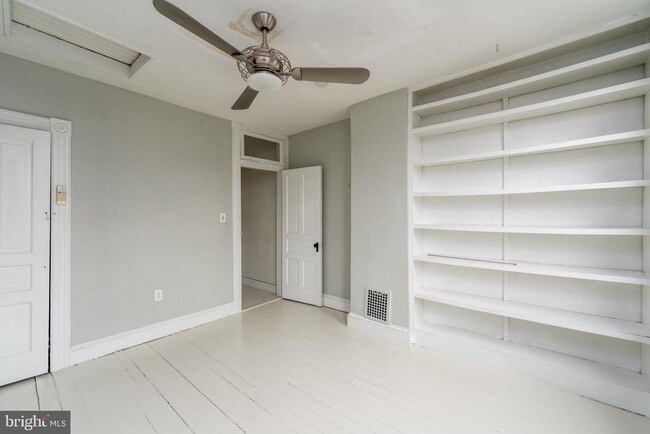 Building Photo - 216 E Biddle St